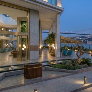 The Bosphorus Aura Terrace Lounge