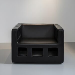 Alternative view of Citadel Lounge l