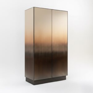 Alternative view of Gradient Cabinet l